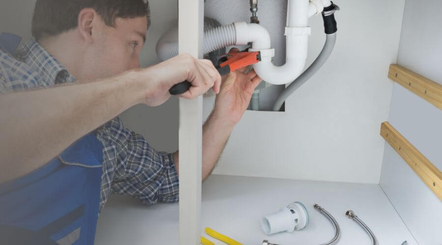 Expert burst pipe repair services in Quitman, TX